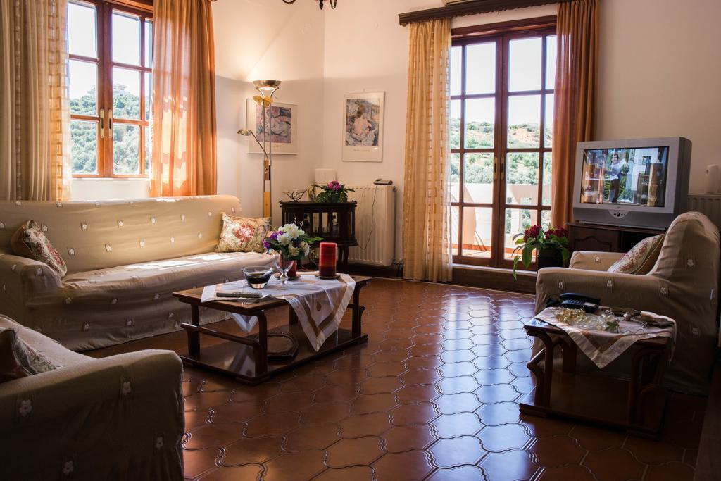 Alexandra Villa สตาโลส ภายนอก รูปภาพ